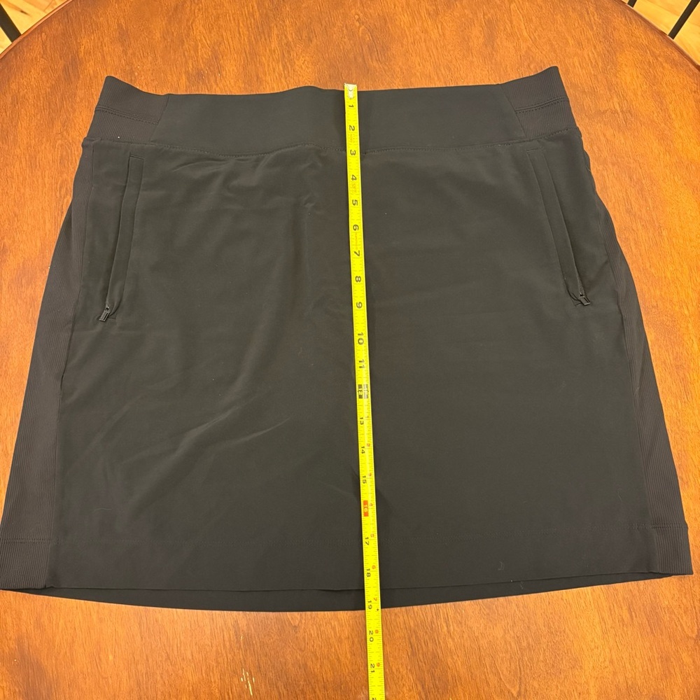 TALL Athleta Brooklyn Black Skort with Functional Pockets 16 Tall - Picture 11 of 12
